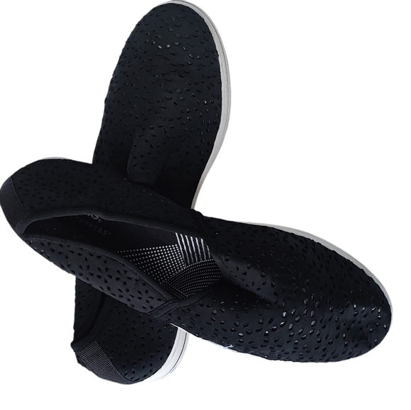 Cloudsteppers by Clarks Black Flats - Picture 5 of 12